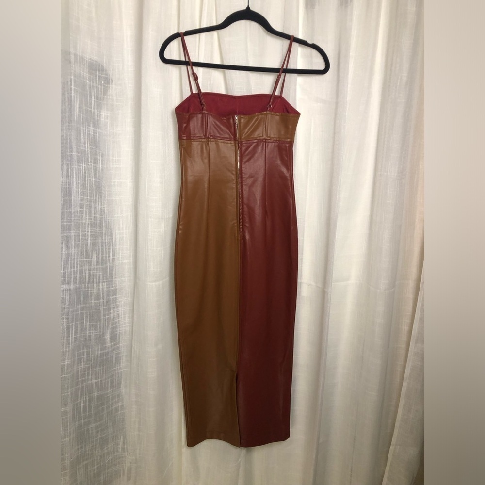 Crescent Brown and Burgundy Midi Dress - Picture 9 of 14